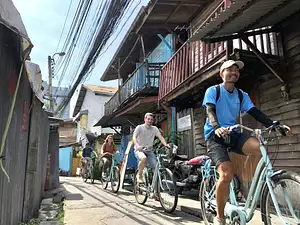 Backstreets and Hidden Gems Bike Tour in Bangkok
