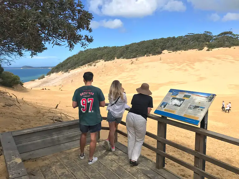Rainbow beach & Great Sandy NP with lunch